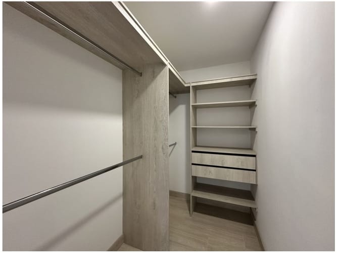 Apartamento de 2 alcobas en venta en La Cuenca, Sabaneta, 85 m² · foto 15 de 20