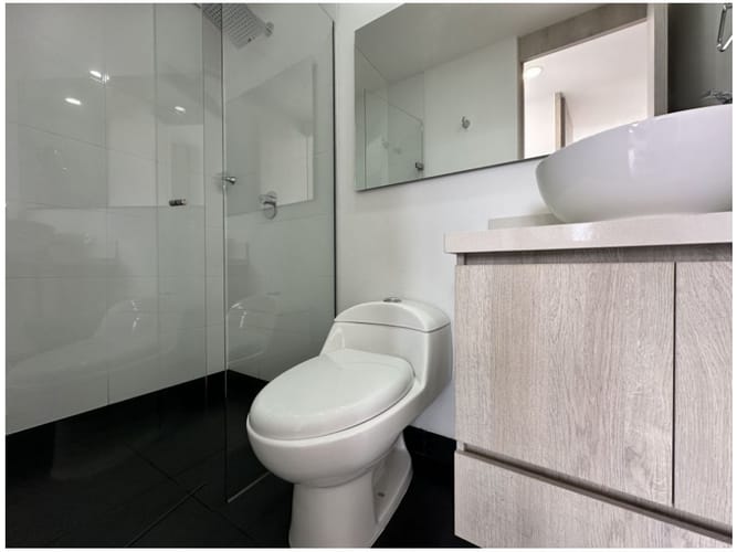 Apartamento de 2 alcobas en venta en La Cuenca, Sabaneta, 85 m² · foto 17 de 20