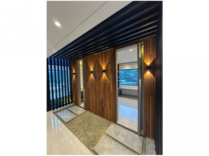 Casa de 4 alcobas en venta en Las Palmas, Envigado, 1071 m² · foto 13 de 23