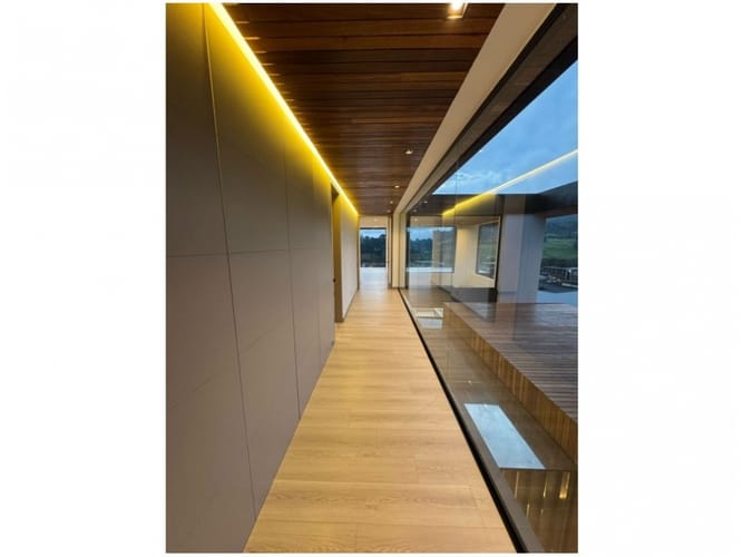Casa de 4 alcobas en venta en Las Palmas, Envigado, 1071 m² · foto 20 de 23