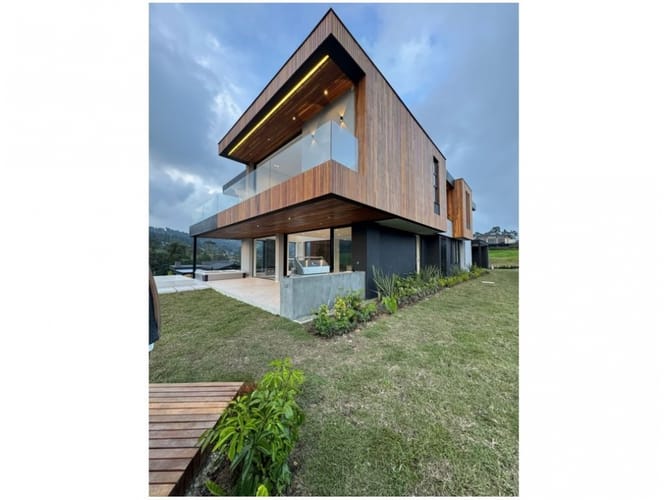 Casa de 4 alcobas en venta en Las Palmas, Envigado, 1071 m² · foto 22 de 23