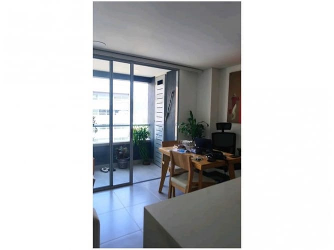 Apartamento de 3 alcobas en venta en Villa Carlota, Medellín, 92 m² · foto 3 de 24