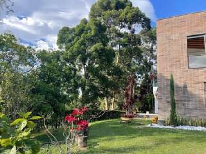 Casa de 5 alcobas en venta en Escobero, Envigado, 429 m² · foto 15 de 24