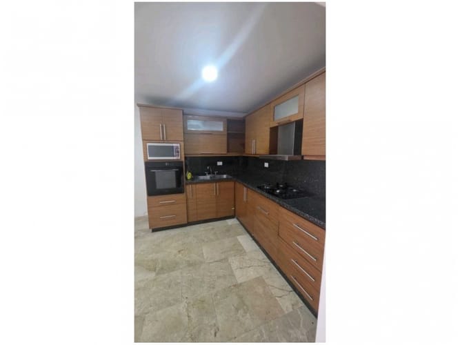 Apartamento de 3 alcobas en venta en Laureles, Medellín, 164 m² · foto 2 de 20