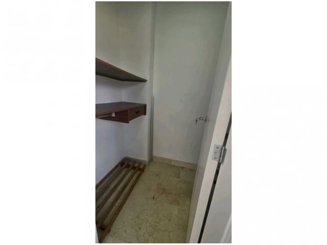 Apartamento de 3 alcobas en venta en Laureles, Medellín, 164 m² · foto 19 de 20