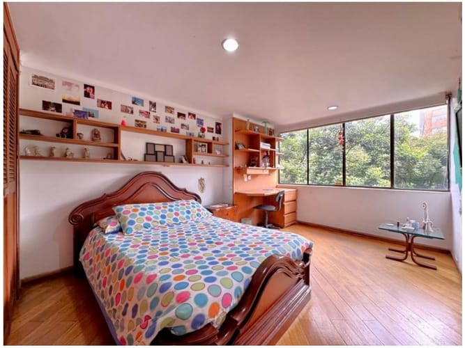 Apartamento de 3 alcobas en venta en Urbanizacion Villa Linda, Medellín, 175 m² · foto 6 de 18