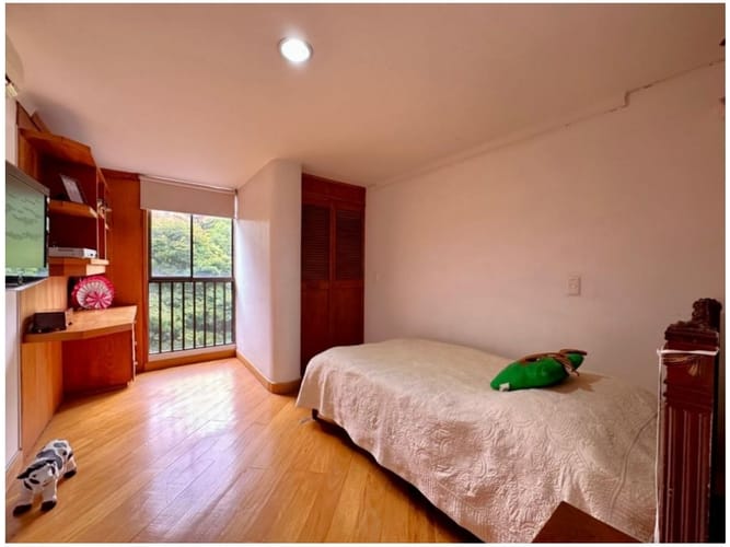 Apartamento de 3 alcobas en venta en Urbanizacion Villa Linda, Medellín, 175 m² · foto 7 de 18
