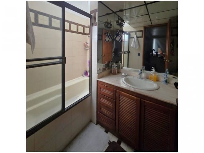 Apartamento de 3 alcobas en venta en Urbanizacion Villa Linda, Medellín, 175 m² · foto 8 de 18