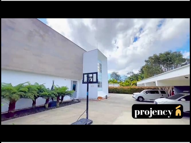 Casa de 9 alcobas en venta en Llano Grande, Rionegro · foto 22 de 22