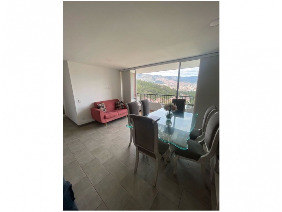 Apartamento en venta en Los Colores, Medellín · foto 2 de 16