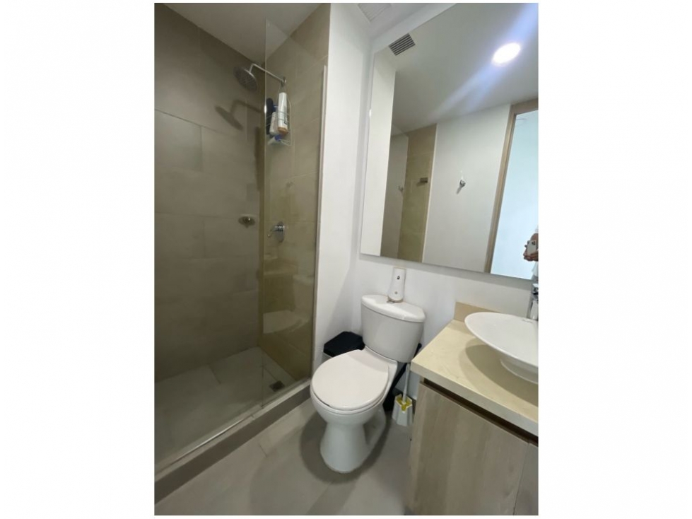 Apartamento en venta en Los Colores, Medellín · foto 8 de 16