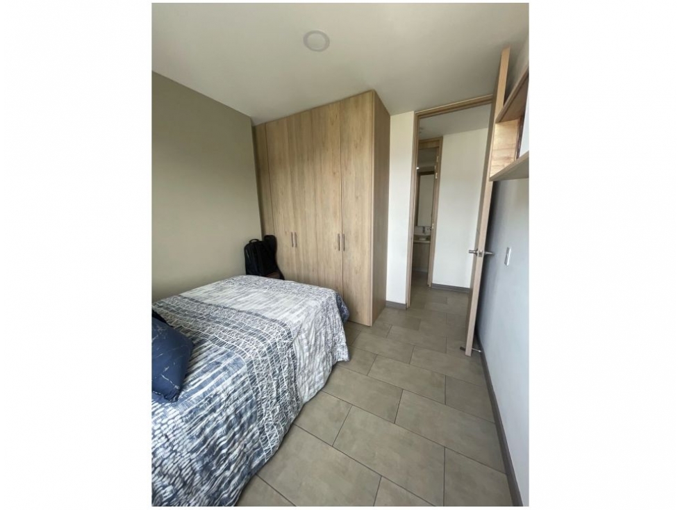 Apartamento en venta en Los Colores, Medellín · foto 10 de 16