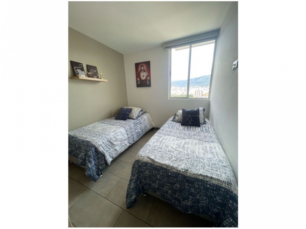 Apartamento en venta en Los Colores, Medellín · foto 11 de 16
