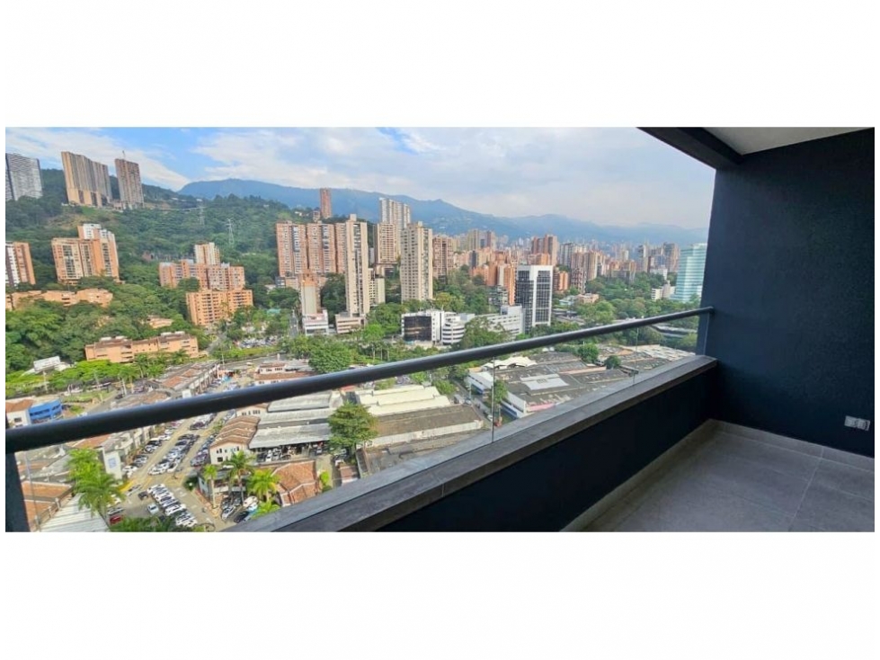 Apartamento en venta en El Poblado, Medellín · foto 6 de 13
