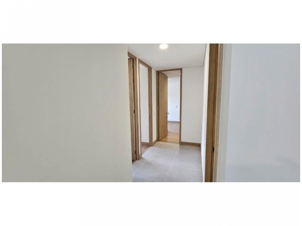 Apartamento en venta en El Poblado, Medellín · foto 7 de 13