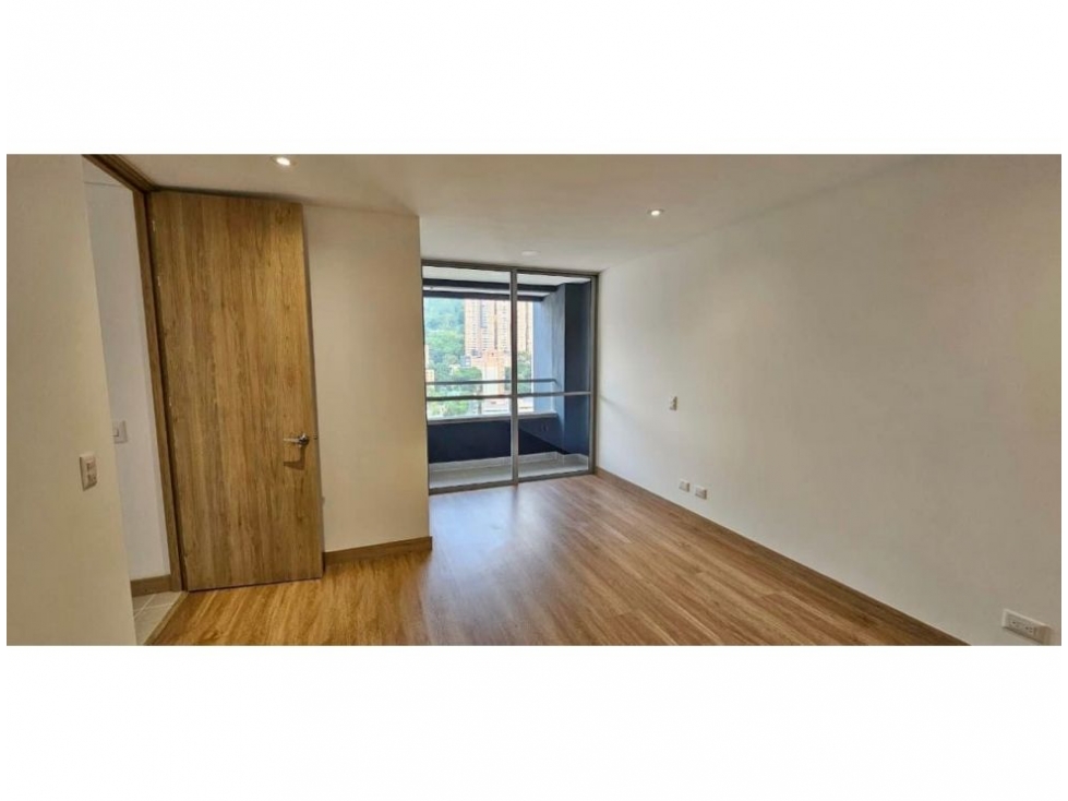 Apartamento en venta en El Poblado, Medellín · foto 13 de 13