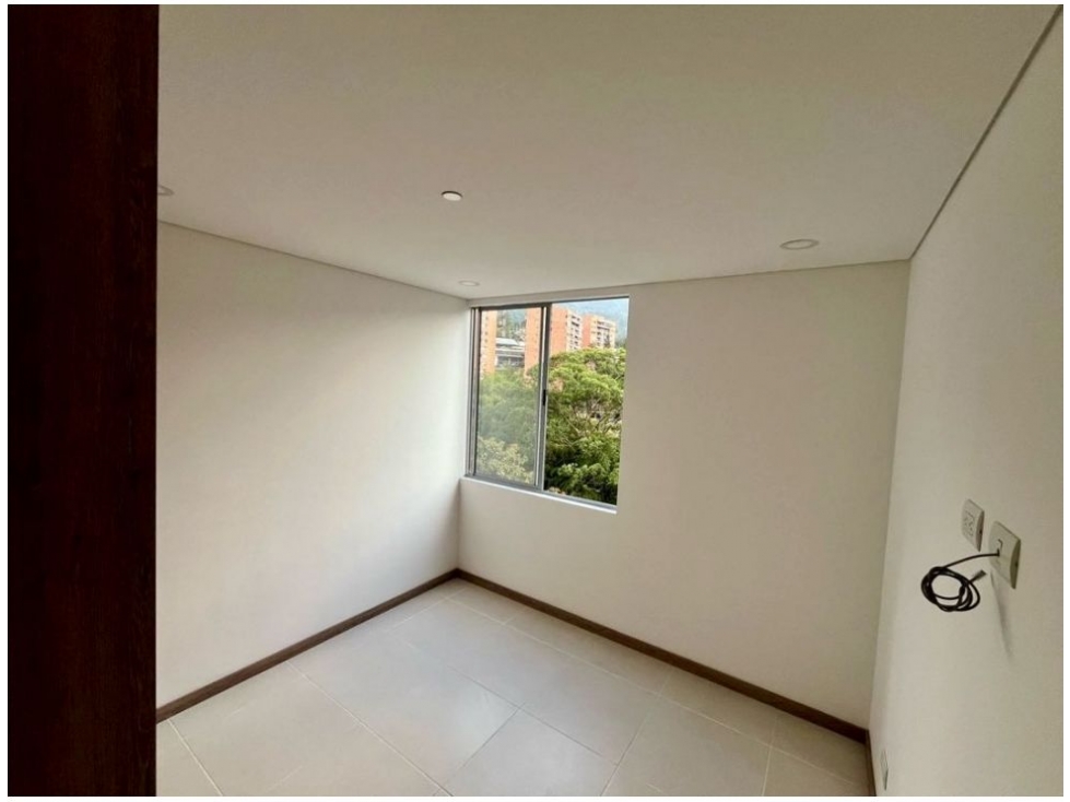Apartamento en venta en Loma Del Esmeraldal, Envigado · foto 7 de 12