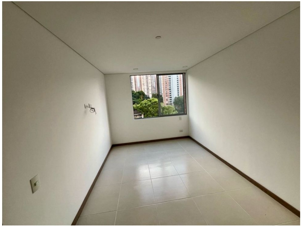 Apartamento en venta en Loma Del Esmeraldal, Envigado · foto 8 de 12