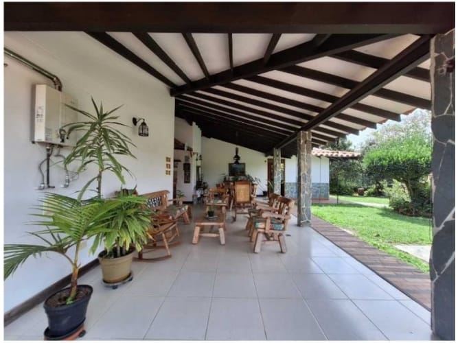 Casa de 3 alcobas en venta en Pontezuela, Rionegro, 215 m² · foto 5 de 24