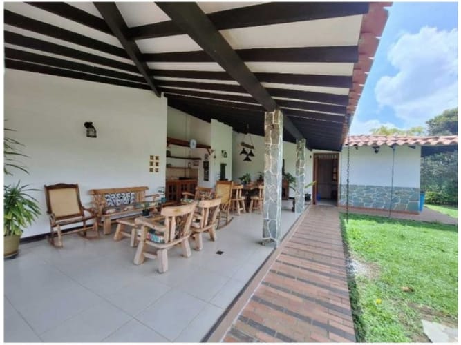 Casa de 3 alcobas en venta en Pontezuela, Rionegro, 215 m² · foto 7 de 24