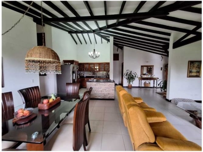 Casa de 3 alcobas en venta en Pontezuela, Rionegro, 215 m² · foto 11 de 24