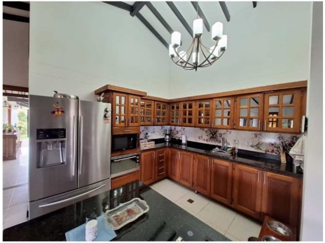 Casa de 3 alcobas en venta en Pontezuela, Rionegro, 215 m² · foto 12 de 24