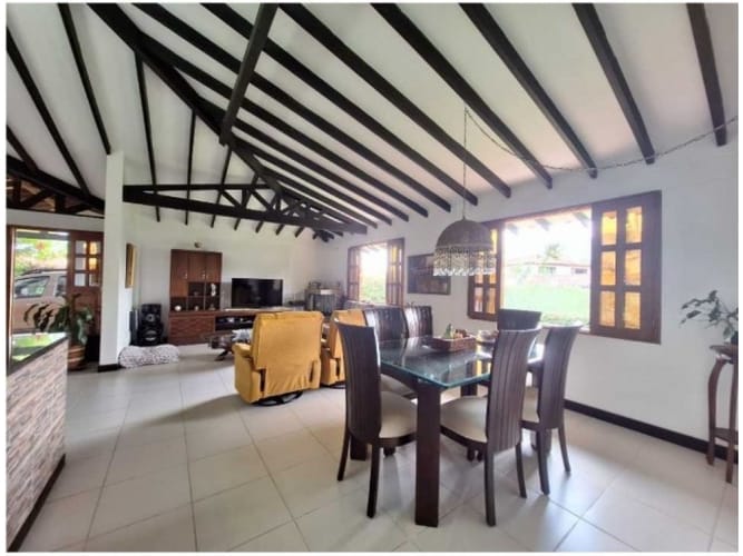 Casa de 3 alcobas en venta en Pontezuela, Rionegro, 215 m² · foto 14 de 24