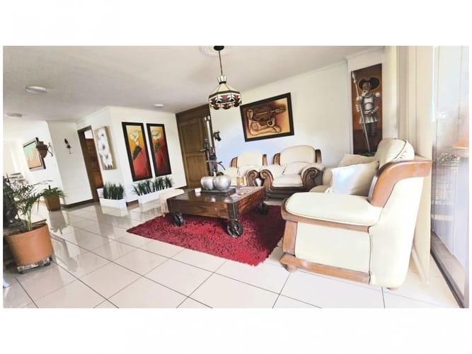 Apartamento de 4 alcobas en venta en Altos Del Poblado, Medellín, 167 m² · foto 3 de 21