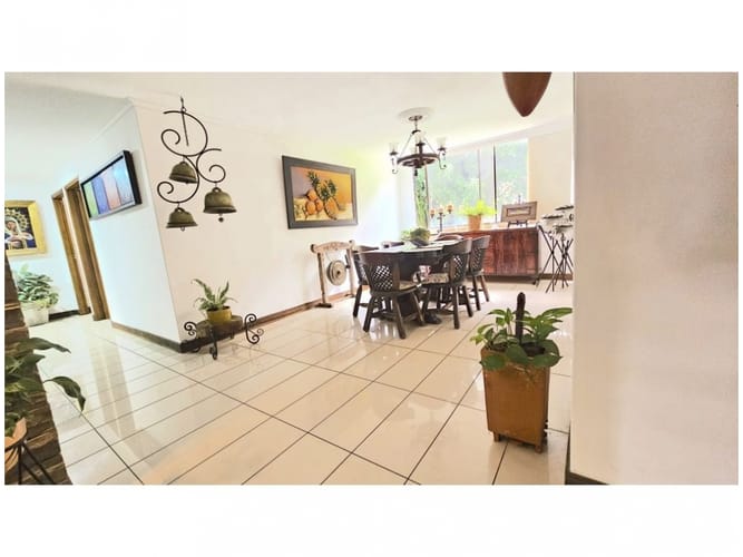 Apartamento de 4 alcobas en venta en Altos Del Poblado, Medellín, 167 m² · foto 5 de 21