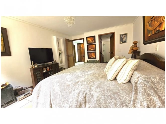 Apartamento de 4 alcobas en venta en Altos Del Poblado, Medellín, 167 m² · foto 13 de 21