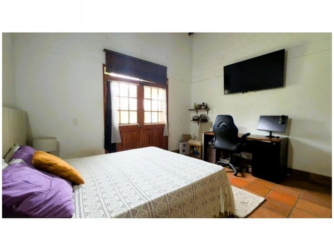 Casa de 3 alcobas en venta en La Culebra, Medellín, 280 m² · foto 10 de 24