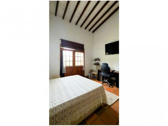 Casa de 3 alcobas en venta en La Culebra, Medellín, 280 m² · foto 11 de 24
