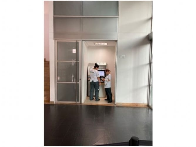 Oficina en venta en Los Balsos, Medellín, 53 m² · foto 8 de 13