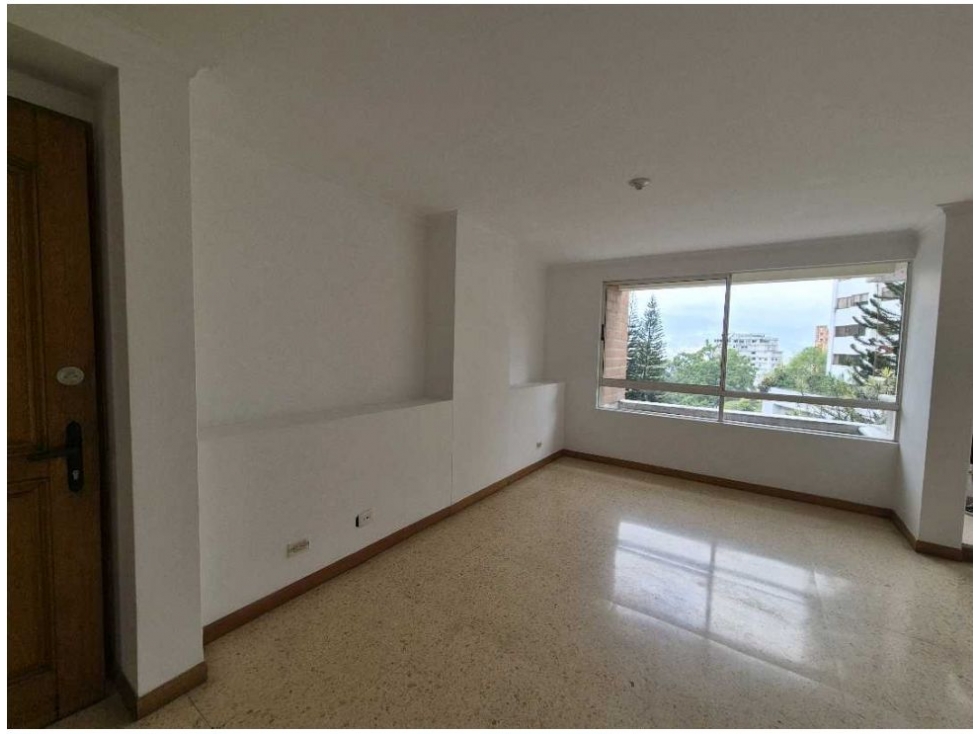 Apartamento en venta en El Poblado, Medellín · foto 2 de 16