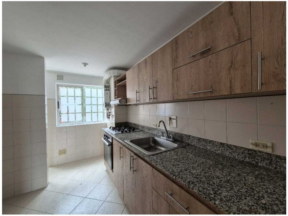 Apartamento en venta en El Poblado, Medellín · foto 7 de 16