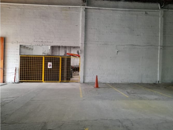 Bodega en venta en Jardines Montesacro, Itagüí, 2118 m² · foto 20 de 24