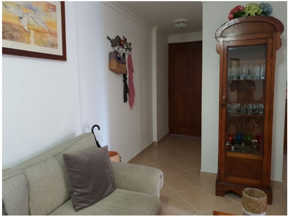 Apartamento en venta en Jardines, Envigado · foto 2 de 23