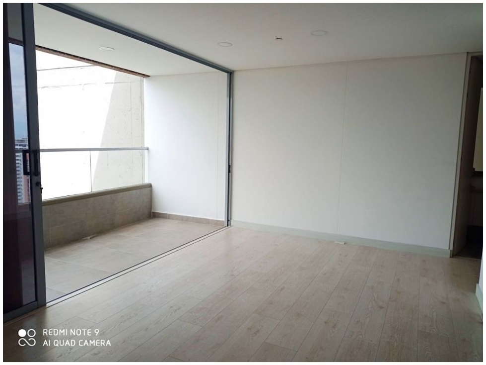 Apartamento en venta en Loma Del Chocho, Envigado · foto 7 de 24