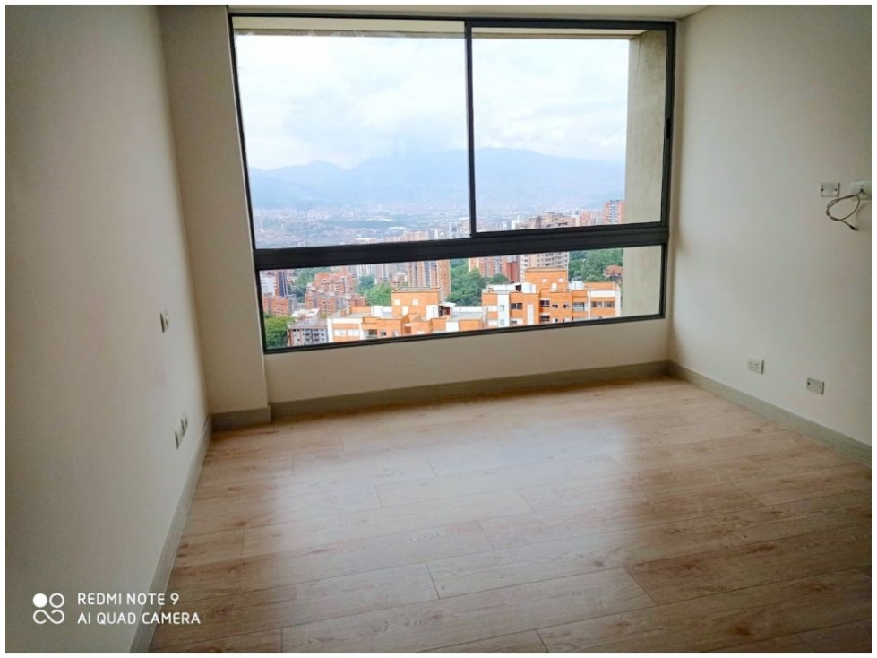 Apartamento en venta en Loma Del Chocho, Envigado · foto 12 de 24