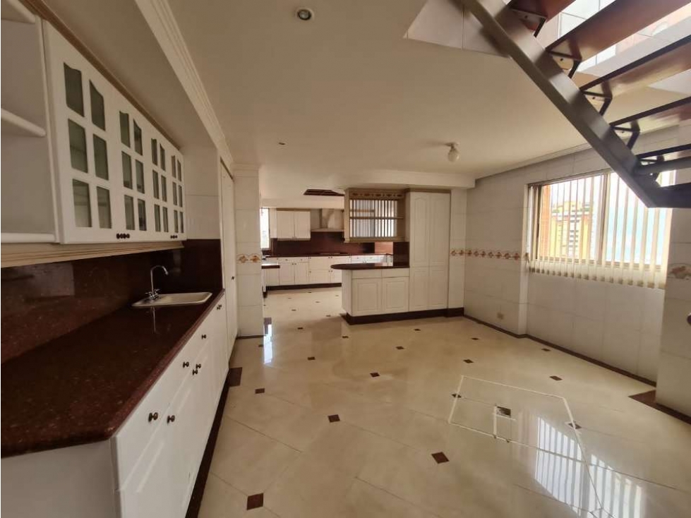 Apartamento en venta en El Poblado, Medellín · foto 5 de 20