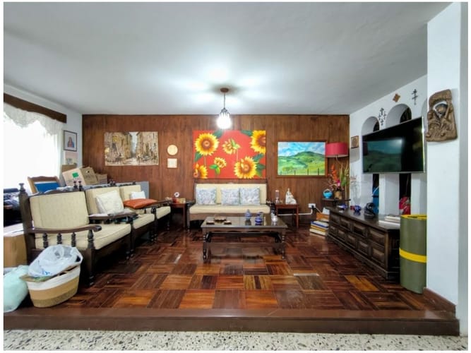 Casa de 6 alcobas en venta en San Joaquin, Medellín, 700 m² · foto 3 de 19