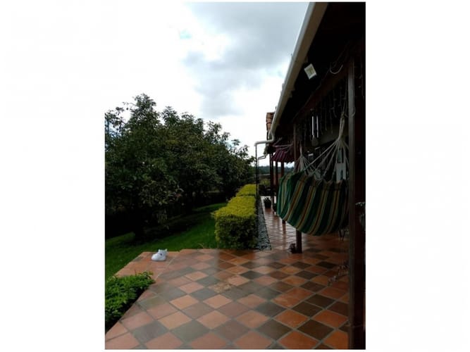 Finca en venta en Hojas Anchas, Guarne, 240 m² · foto 7 de 24