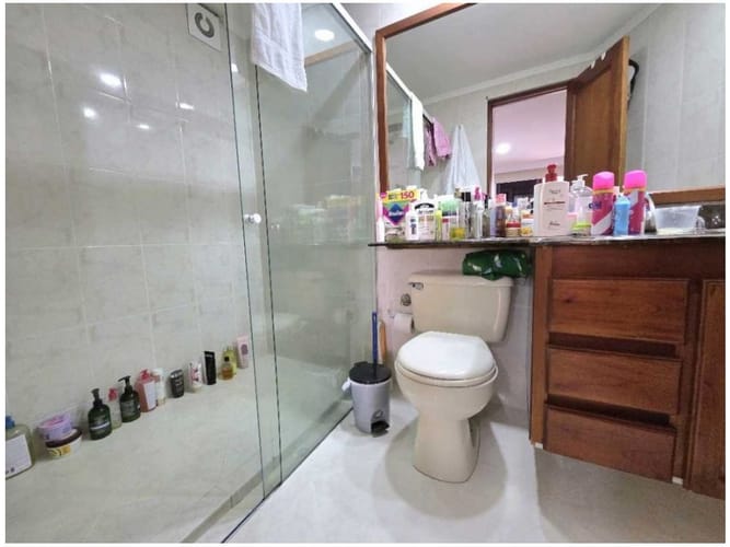 Apartamento de 2 alcobas en venta en El Poblado, Medellín, 134 m² · foto 10 de 15