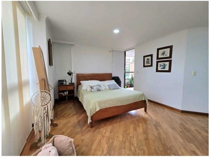 Apartamento de 2 alcobas en venta en El Poblado, Medellín, 134 m² · foto 12 de 15