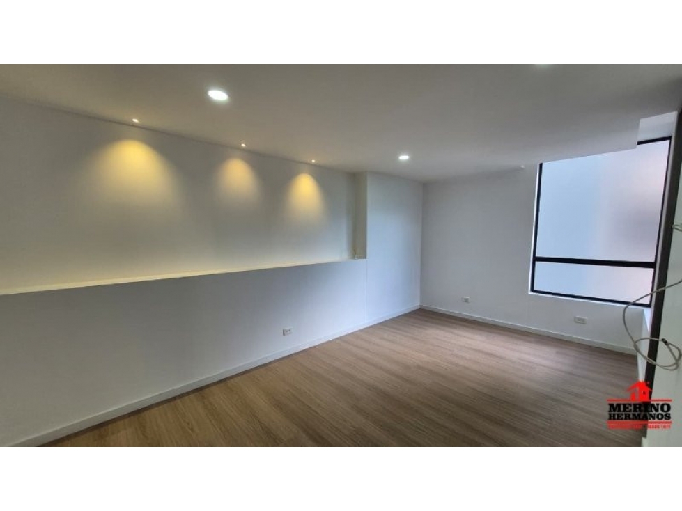 Apartamento en venta en Loma De Las Brujas, Envigado · foto 12 de 24
