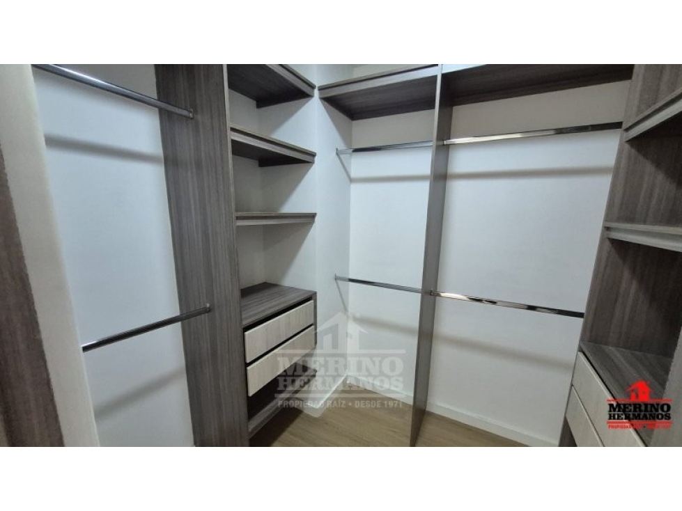 Apartamento en venta en Loma De Las Brujas, Envigado · foto 16 de 24