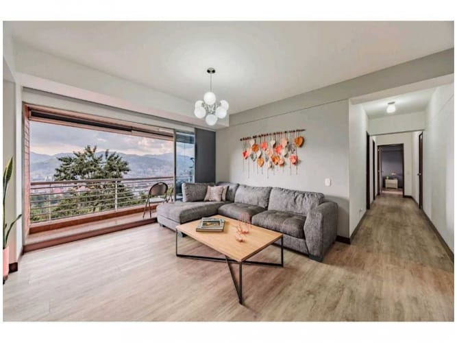 Apartamento de 3 alcobas en venta en Loma Del Esmeraldal, Medellín, 132 m² · foto 7 de 24