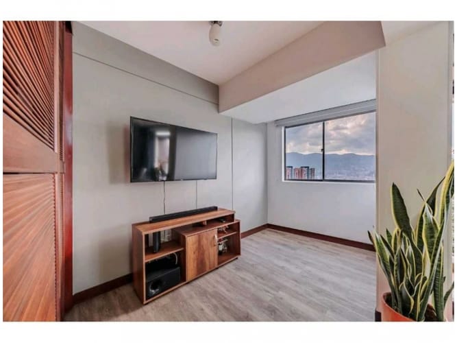 Apartamento de 3 alcobas en venta en Loma Del Esmeraldal, Medellín, 132 m² · foto 9 de 24