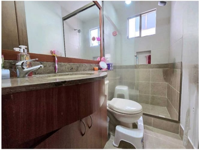 Casa de 4 alcobas en venta en Loma Benedictinos, Envigado, 234 m² · foto 12 de 18