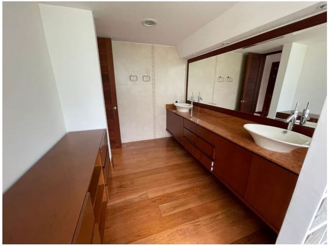 Casa de 3 alcobas en venta en El Poblado, Envigado, 540 m² · foto 6 de 22